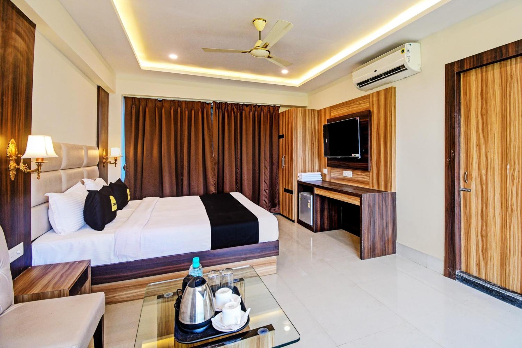 Palette - The Grand Aryans Hotel Kolkata Exterior photo